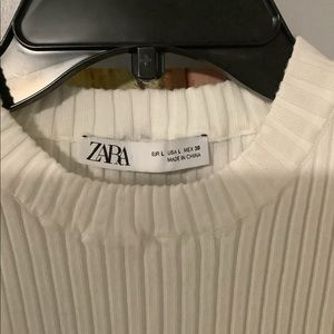 Zara size L cropped mixed material puff sweater
